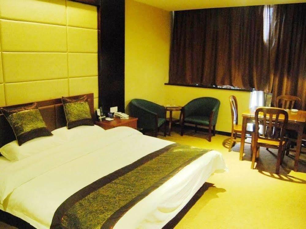 Mo'Er Holiday Hotel Nantong Exterior foto